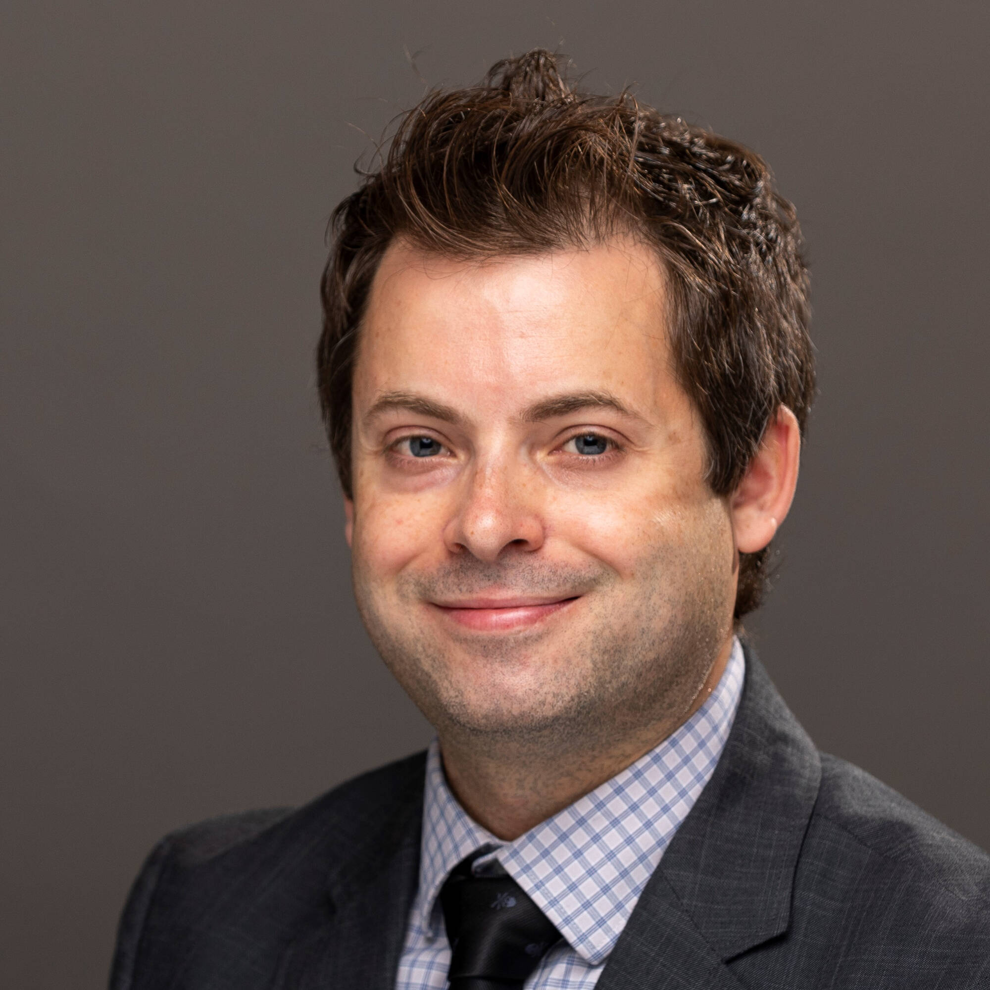 Headshot of Erik Fredericks